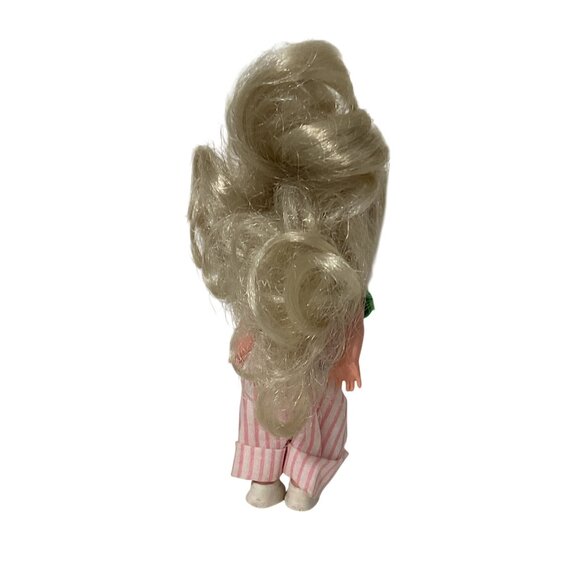 Gardening Fun Barbies Sister Kelly Doll 1996 - Picture 2 of 4